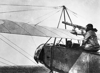 マルヌの戦い、1915年の航空機の射手